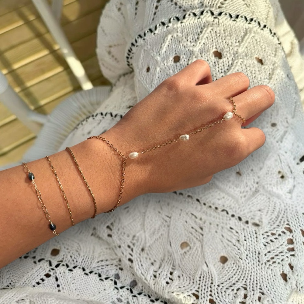 Trio Pearl Hand Chain